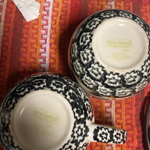 Cups and stand - Picture 3 of 5